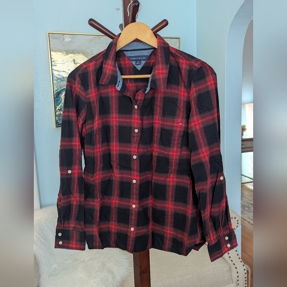 Tommy Hilfiger Long Roll Sleeve Shirt Woman's Sz L - Picture 2 of 12